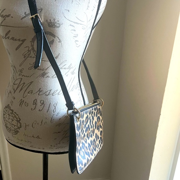 Kate Spade Leopard cross body - Picture 2 of 7